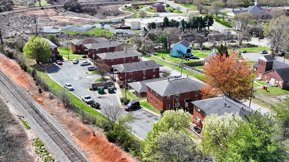Primary Photo Of 1311 N Main St, Winston-Salem Apartments For Sale