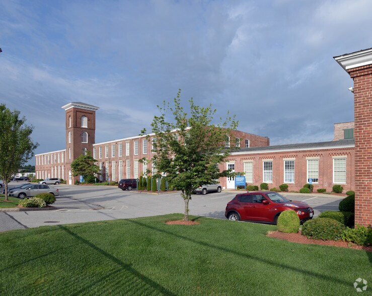 More Photos Of 146-148 W River St, Providence Medical For Lease