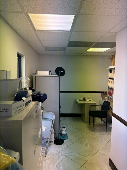 More Photos Of 2231 N University Dr, Pembroke Pines Medical For Lease