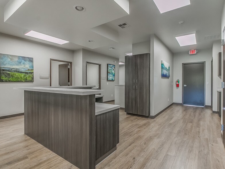 More Photos Of 608 Liberty Ln, Edmond Healthcare For Lease