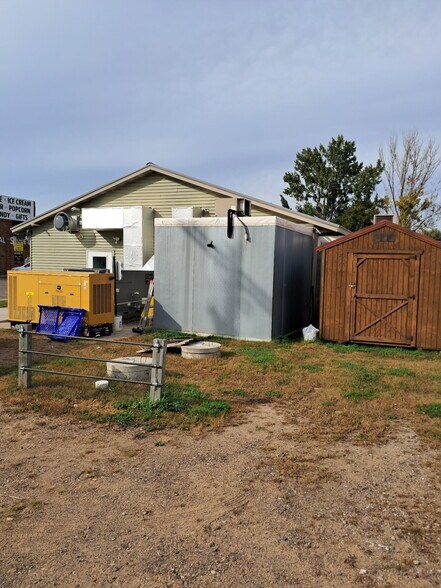 More Photos Of 7709 Main st, Siren Restaurant For Sale