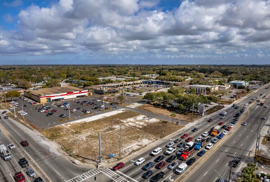 More Photos Of 2460 E Bay Dr, Largo Supermarket For Sale