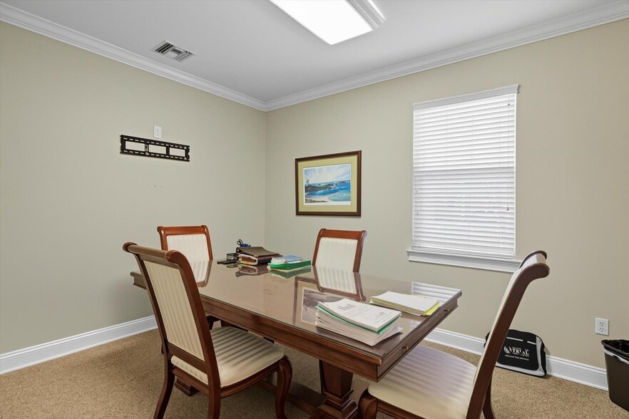 More Photos Of 2565 Barrington Cir, Tallahassee Office For Sale