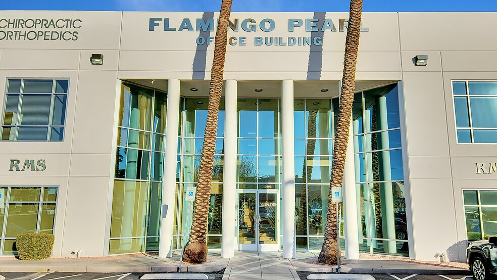 More Photos Of 3585 E Flamingo Rd, Las Vegas Loft Creative Space For Lease