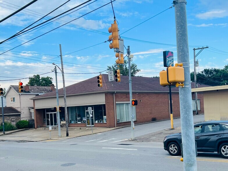 More Photos Of 2681 Brodhead Rd, Aliquippa Freestanding For Sale