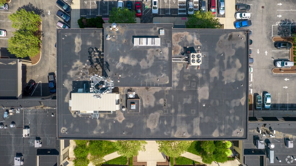 More Photos Of 4400 N High St, Columbus Coworking Space