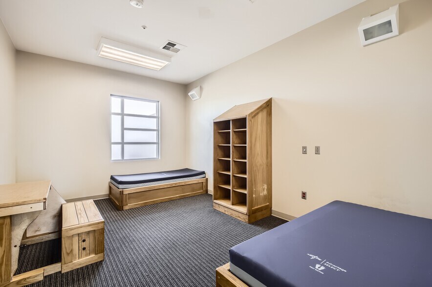 More Photos Of 4770 Larimer Pky, Loveland Hospital For Sale