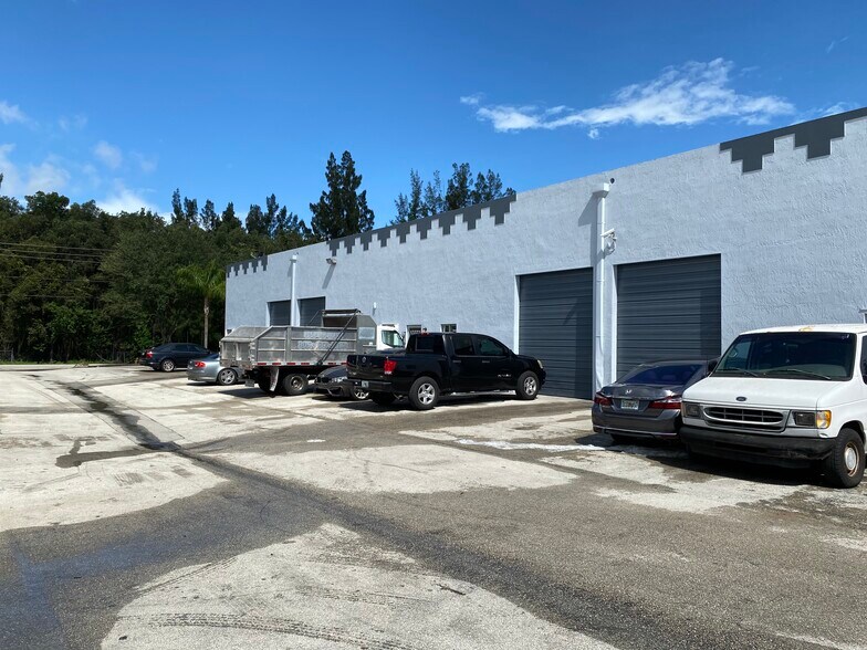 More Photos Of 13355-13385 NW 47th Ave, Opa-locka Warehouse For Sale