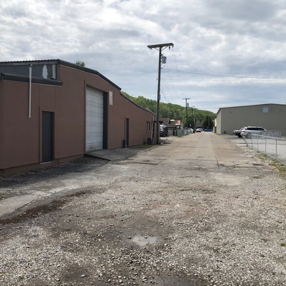 More Photos Of 4821 McClung St, Charleston Warehouse For Lease