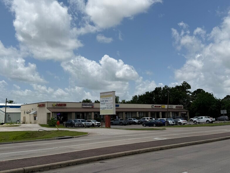 More Photos Of 4310 Bailey Rd, Pearland Unknown For Lease