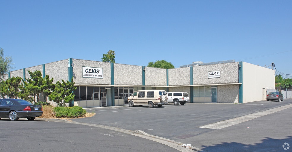 More Photos Of 401 Nelo St, Santa Clara Manufacturing For Lease