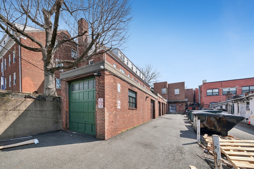 More Photos Of 545-553 Cedar Ln, Teaneck Office For Sale