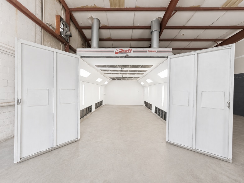 More Photos Of 6662 Buford Hwy, Atlanta Auto Dealership For Lease