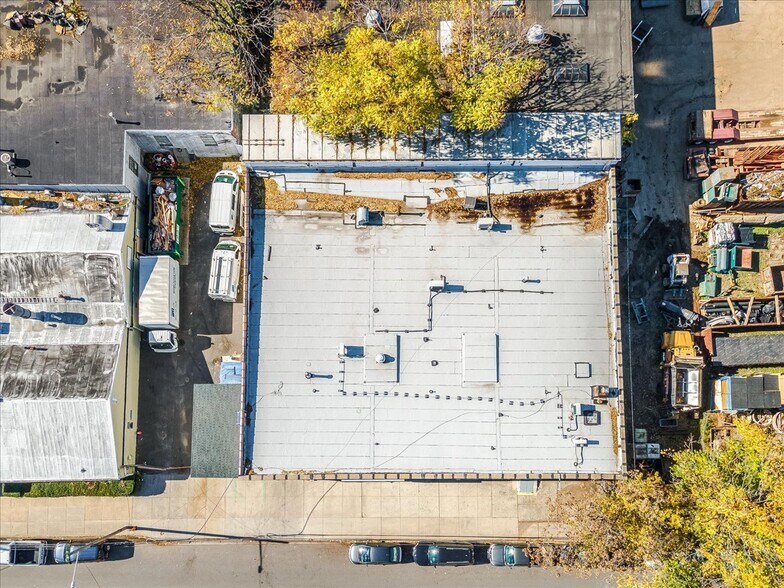 More Photos Of 50 Hempstead Gardens, West Hempstead Warehouse For Sale