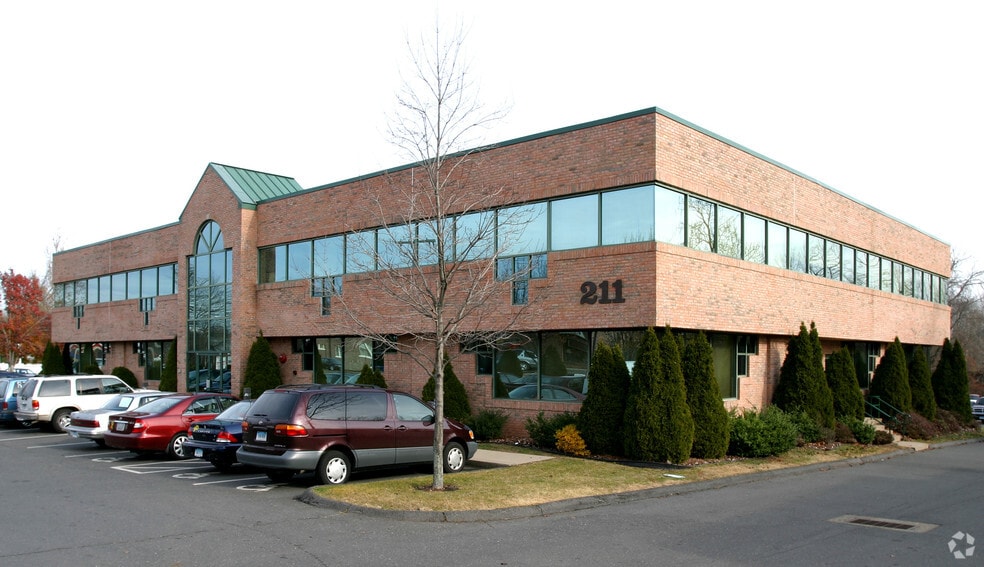 More Photos Of 211 New Britain Rd, Berlin Office For Sale