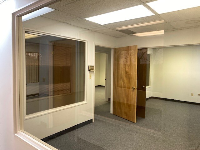 More Photos Of 2751 Dixwell Ave, Hamden Office For Lease