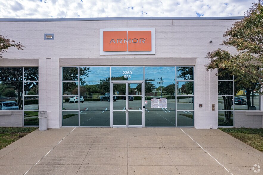 More Photos Of 2240 Campbell Creek Blvd, Richardson Unknown For Lease