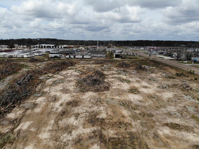 More Photos Of W Club Deluxe Road, Hammond Land For Sale