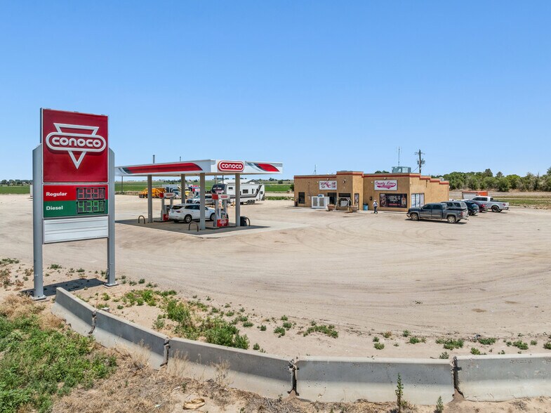 More Photos Of 36020 US Highway 287, Wiley Service Station For Sale