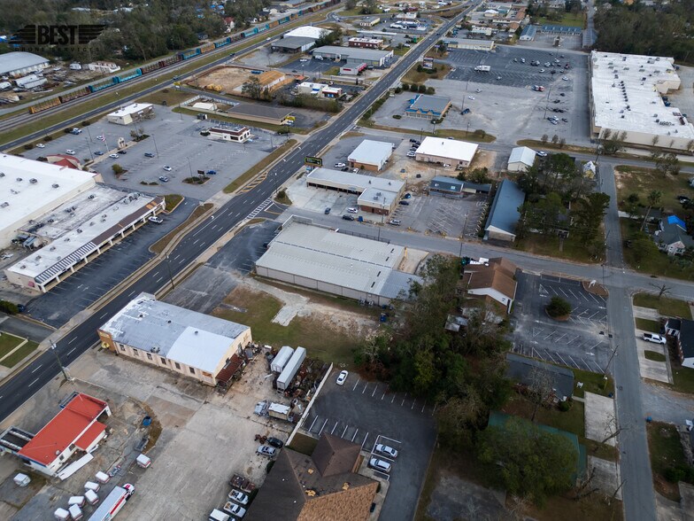 More Photos Of 307 E 1st St, Vidalia Freestanding For Sale