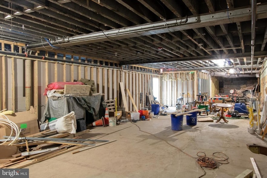 More Photos Of 619-623 E Landis Ave, Vineland Restaurant For Sale