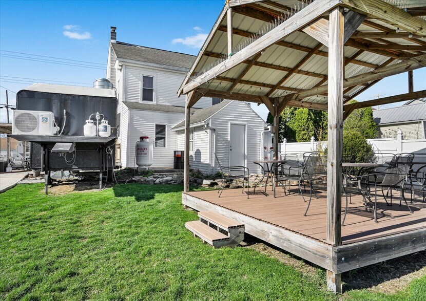 More Photos Of 9684 Old 22, Bethel Restaurant For Sale