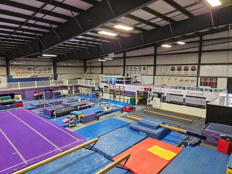 More Photos Of 142 State Route 111, Hampstead Freestanding For Sale