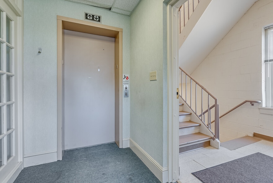 More Photos Of 56 Park St, Montclair Office For Lease