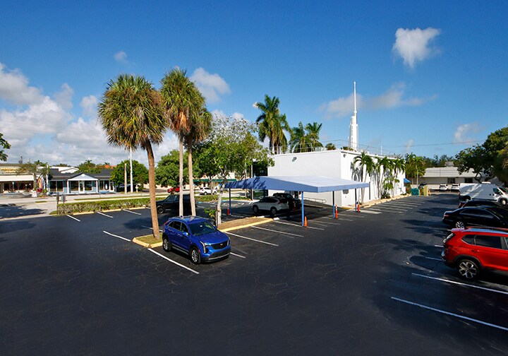 More Photos Of 5300 N Federal Hwy, Fort Lauderdale Office For Sale