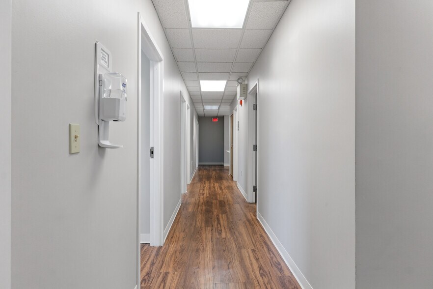 More Photos Of 320 Phillips St, North Kingstown Medical For Sale
