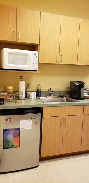 More Photos Of 75 Thomas Johnson Dr, Frederick Medical For Lease