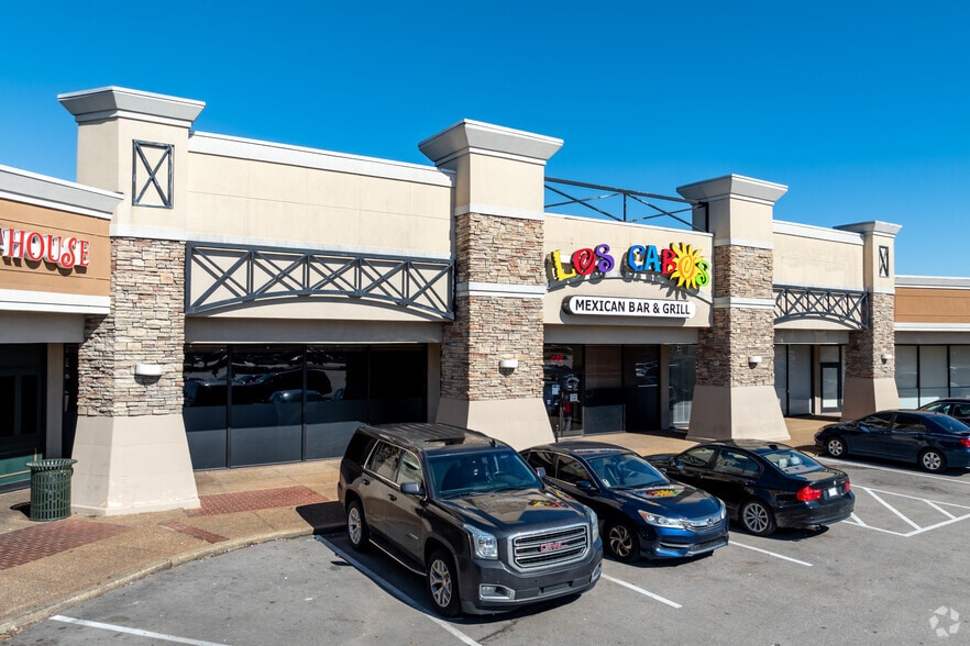 More Photos Of 6500-6550 Quince Rd, Memphis Unknown For Lease