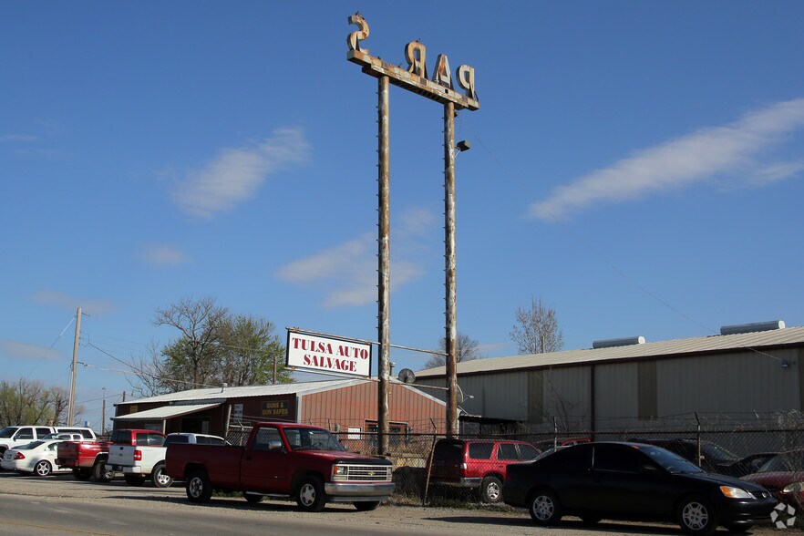 More Photos Of 5807 S 56th West Ave, Tulsa Auto Salvage Facility For Sale