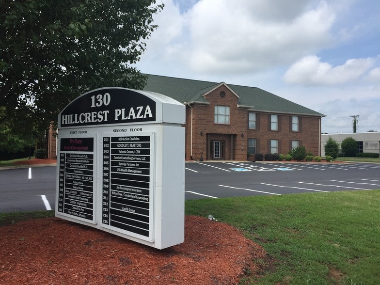 More Photos Of 130 Hillcrest Dr, Clarksville Medical For Lease