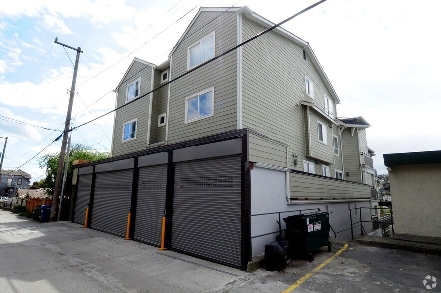 More Photos Of 3232 15th Ave W, Seattle Apartments For Sale