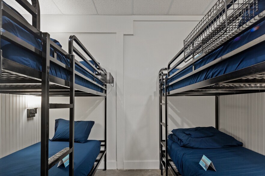 More Photos Of 134 Chapala St, Santa Barbara Hospitality For Sale