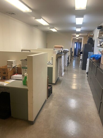 More Photos Of 694 Sackett St, Brooklyn Flex For Lease