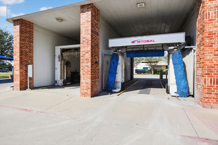 More Photos Of , Wylie Unknown For Sale