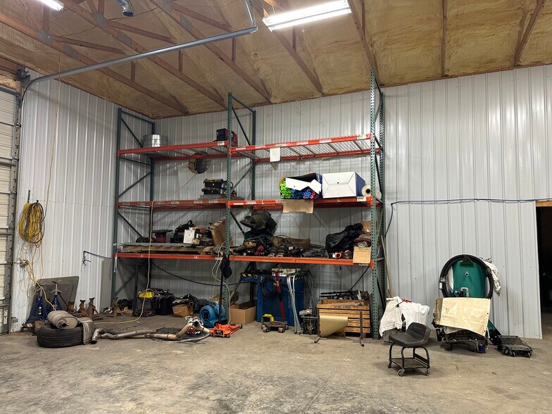 More Photos Of 249 S Plant St, Morgantown Industrial For Lease