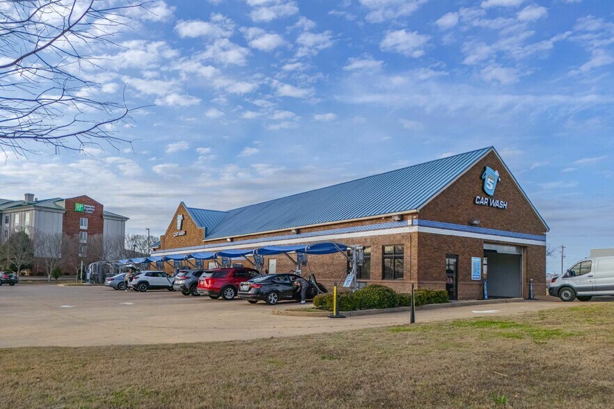 Primary Photo Of 5130 Copper Creek Blvd, Millington Carwash For Sale