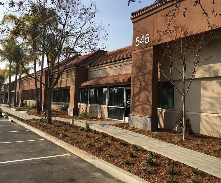 Primary Photo Of 545 E Alluvial Ave, Fresno Office For Lease