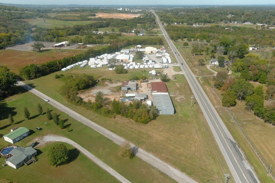 More Photos Of 1818 Sparta Pike, Lebanon Warehouse For Sale