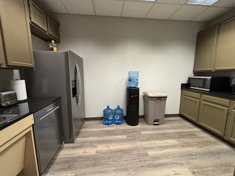 More Photos Of 3200 Long Prairie Rd, Flower Mound Office Residential For Lease