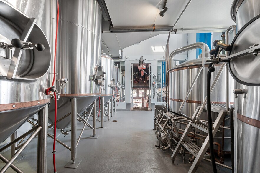 More Photos Of 1326 9th Ave, San Francisco Restaurant For Sale