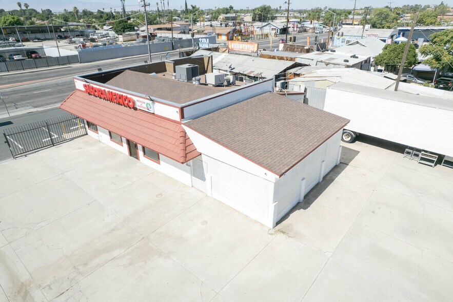 More Photos Of 2112 E California Ave, Bakersfield Restaurant For Sale