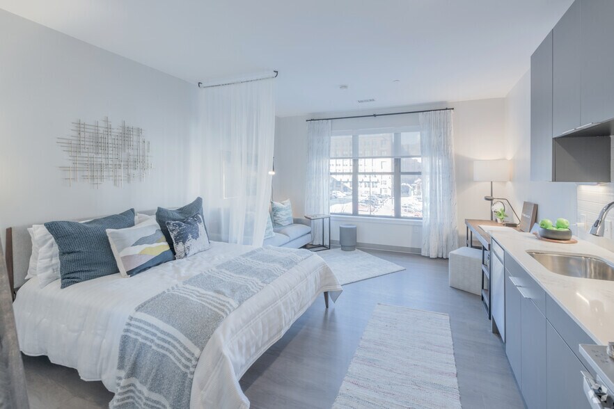 More Photos Of 125 Clifford St, Providence Apartments For Lease