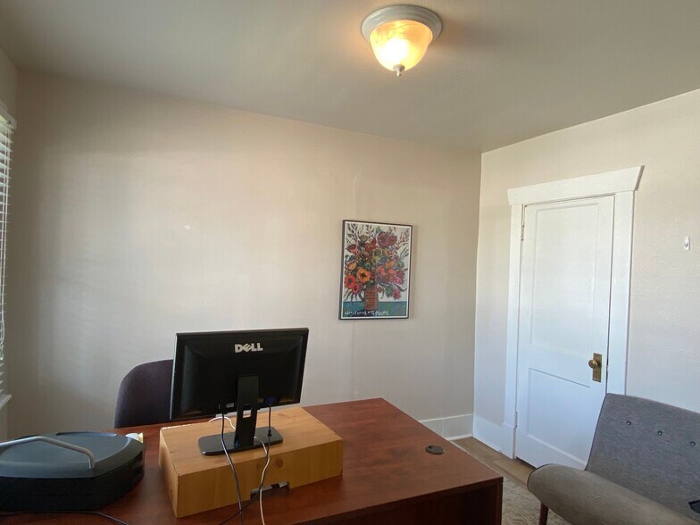 More Photos Of 2364 S Broadway, Denver Office Residential For Lease