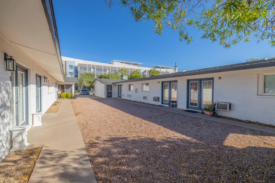 Primary Photo Of 7238-7302 E Belleview St, Scottsdale Apartments For Sale