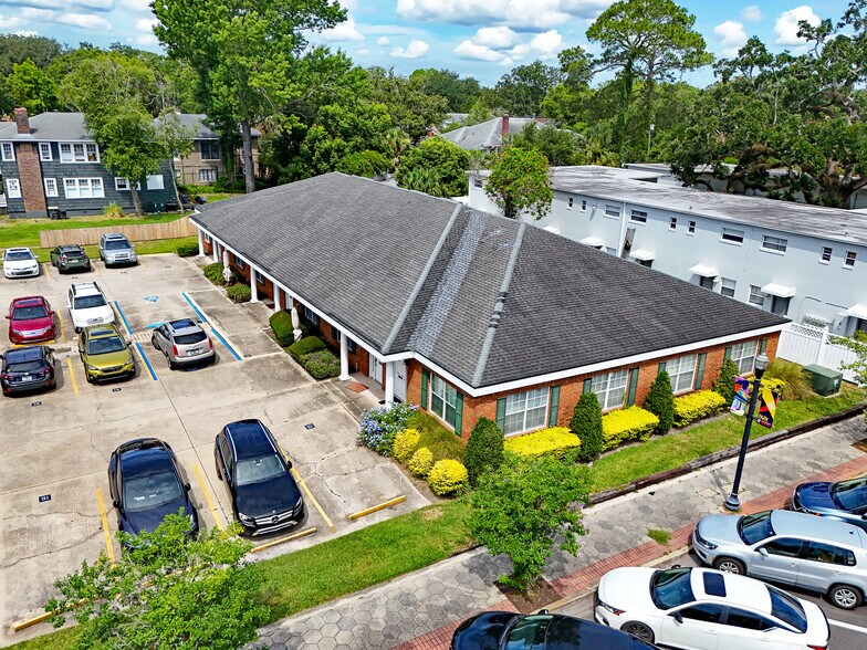 More Photos Of 2715 Oak St, Jacksonville Medical For Lease