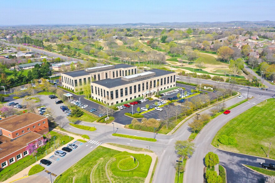 More Photos Of 100 Bluegrass Commons Blvd, Hendersonville Office For Lease